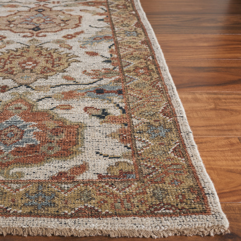 Oriental Hand-Knotted Ivory / Gold Area Rug, Rectangle 6' x 9'