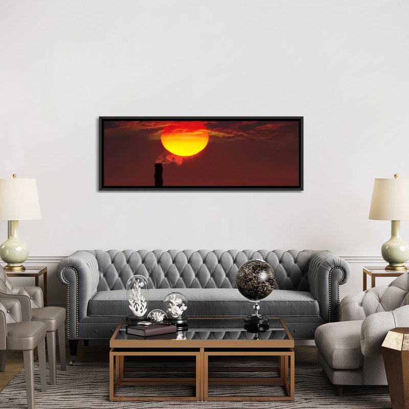 «Smoke Stack in Sunset», reproduction de photo panoramique sur toile, H 12 po x l 36 po x P 1,5 po, Cadre noir