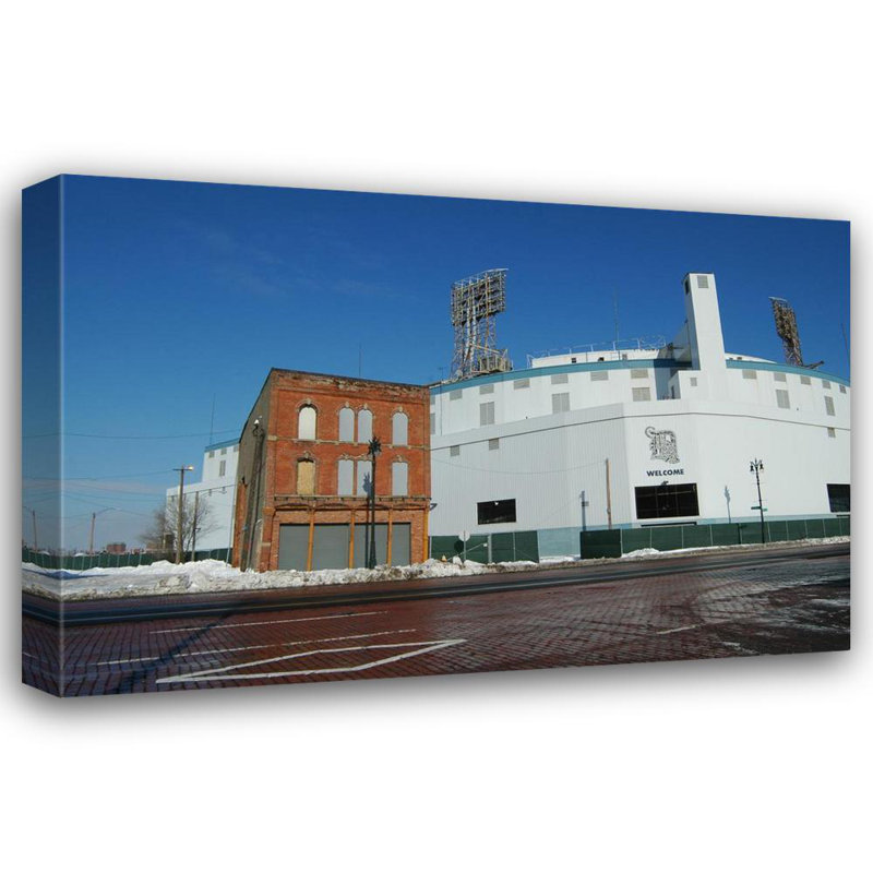 Old Tiger Stadium, H 16 po x l 24 po
