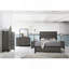 Grand lit contemporain en bois gris