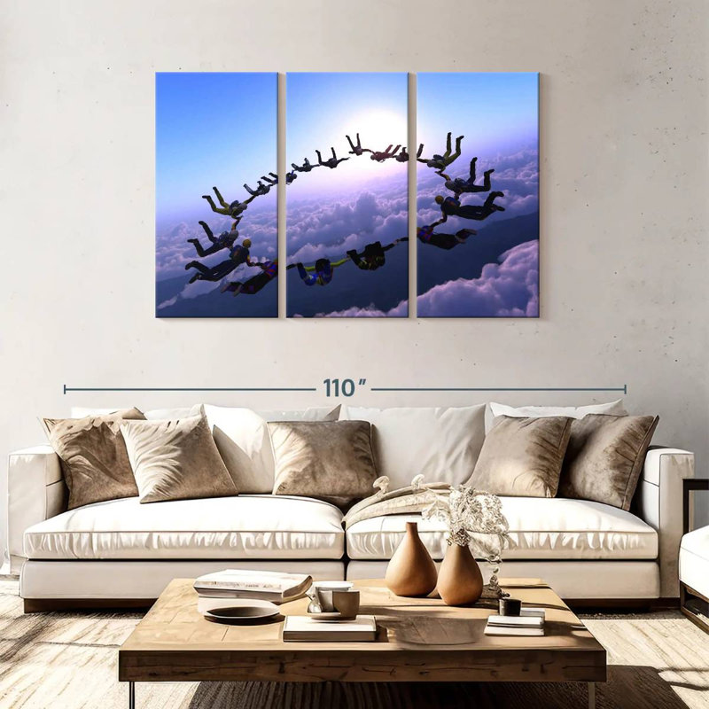 Sireci Extreme Skydiving, 48" H x 74" W