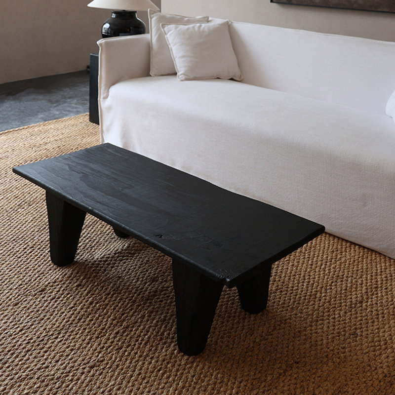 Table basse en bois massif carbonisé Wabi-sabi, 13.38" H x 47.24" L x 18.89" W
