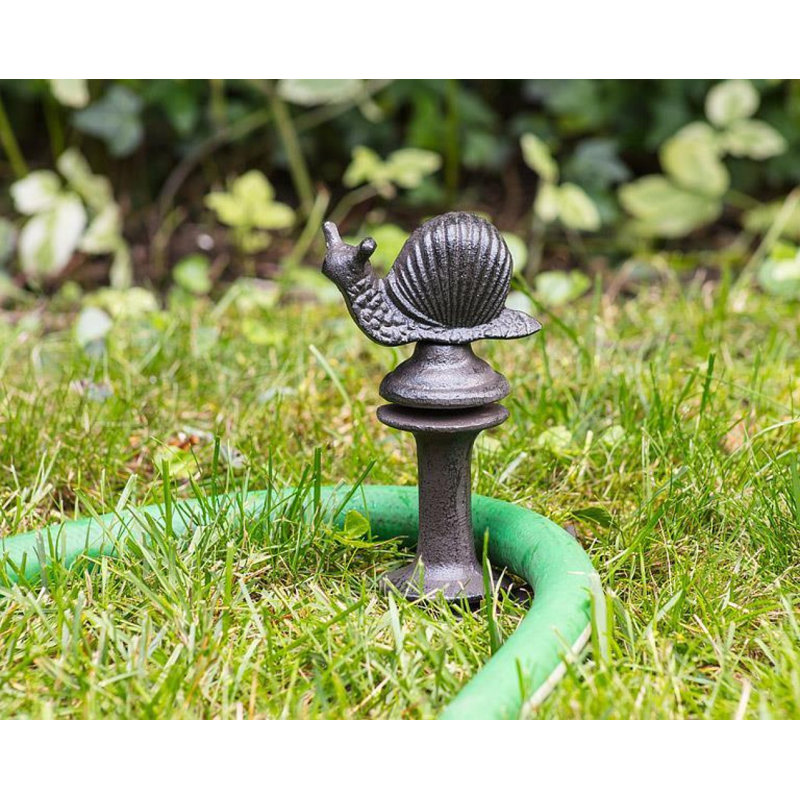 Snail Hose Guide Garden Stake