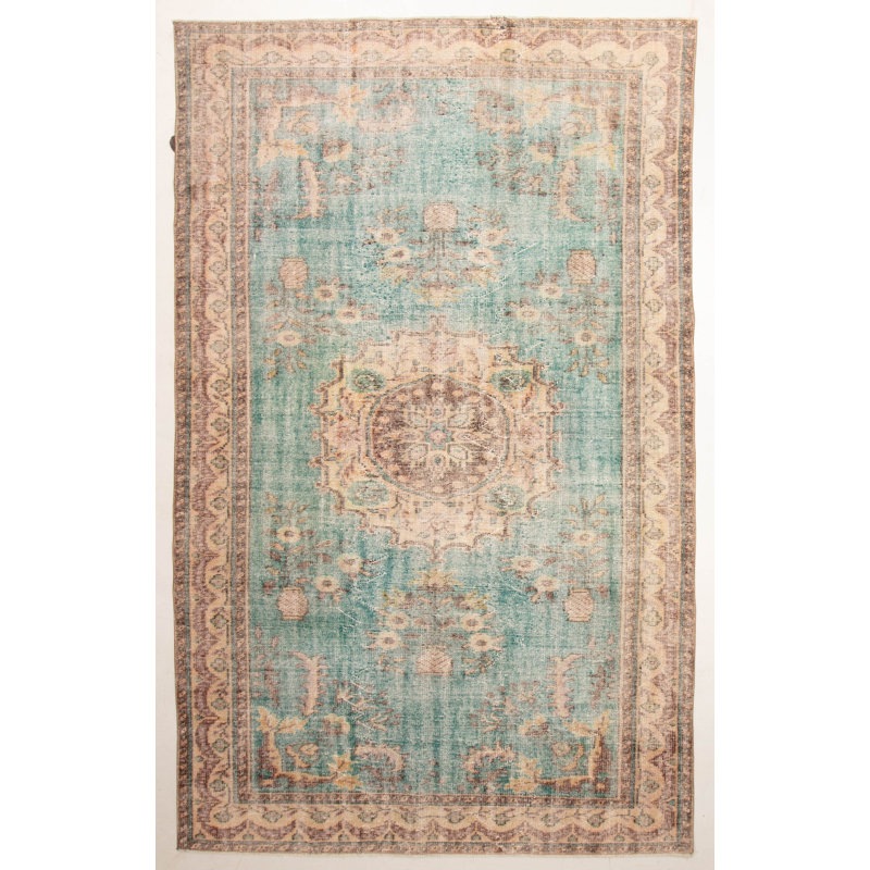 Hand Knotted Oriental Area Rug in Blue