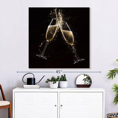 Yarlin Champagne Toast Splash