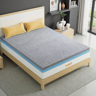 Surmatelas en mousse à mémoire de forme 4 po à double couche avec charbon de bois - pleine grandeur, soulagement de la pression et certifié CertiPUR-US