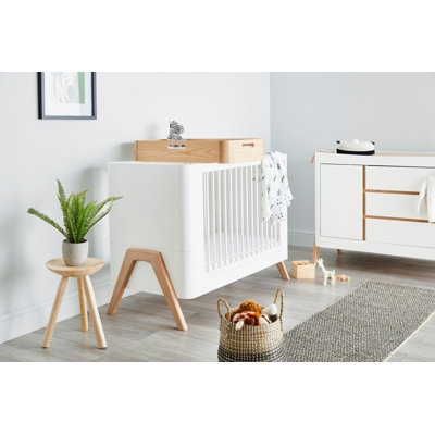 Hera Cot Bed