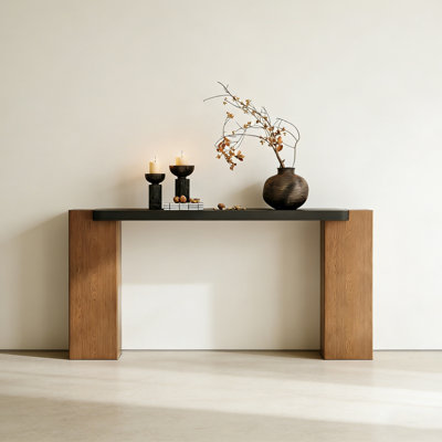 Console Retro Minimalist Art Design