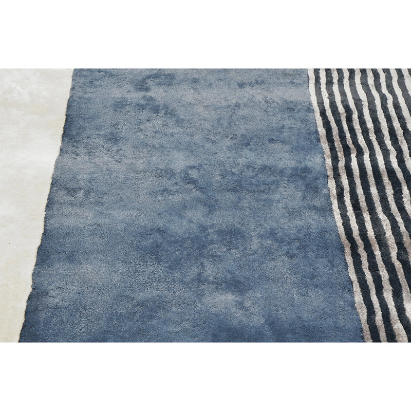 Hand Woven Wool Area Rug, Novelty 6' x 10'