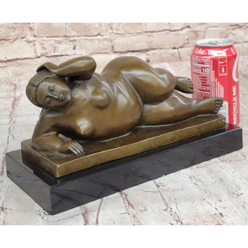 Figurine Nikole