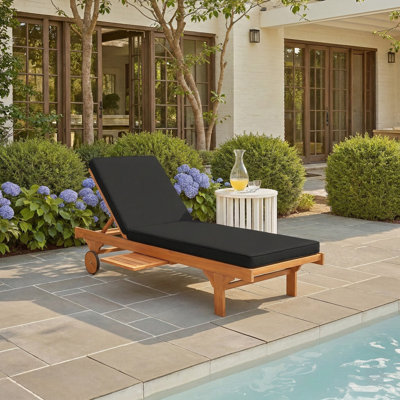 Chaise longue simple inclinable en eucalyptus avec coussins 78,70 po Jivera