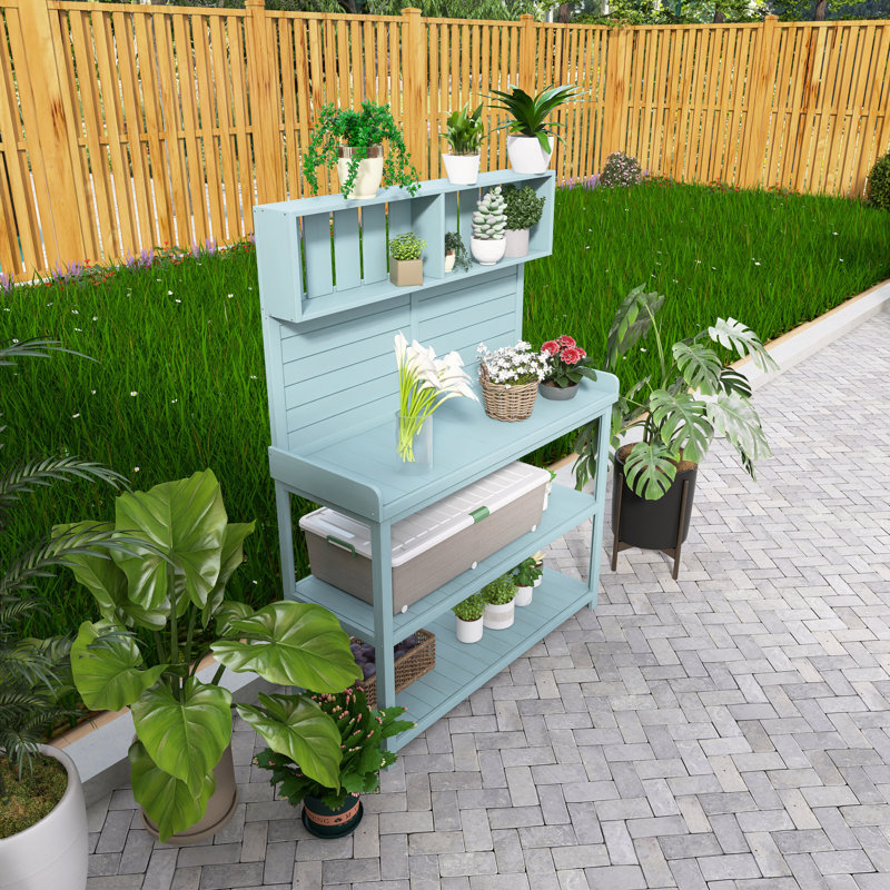 Banc de rempotage extérieur en bois 65 po Rustic, poste de travail de jardin avec tablettes de rangement à 4 niveaux et crochets latéraux