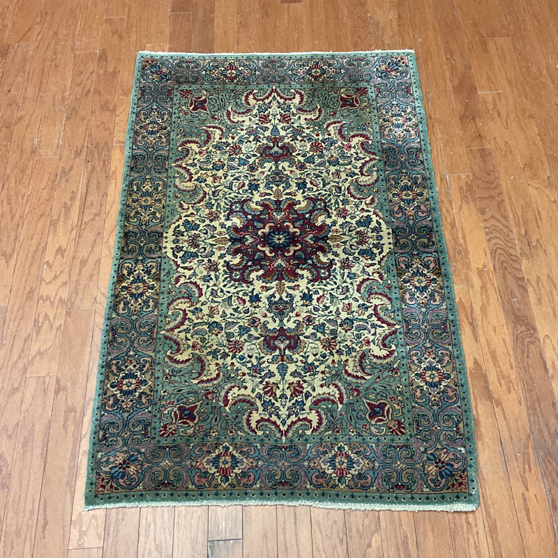  Tapis en soie Kirmon