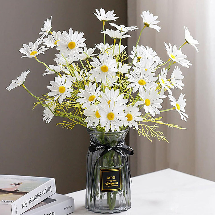 Primrue Daisies Arrangement