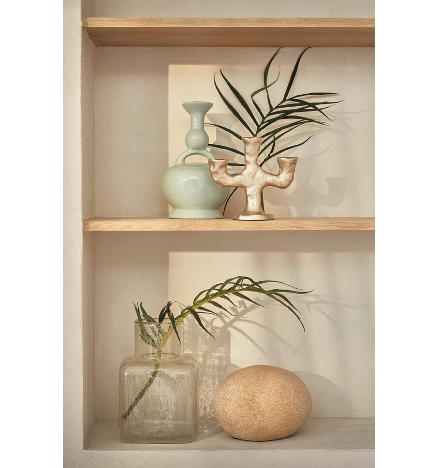 Kinetic Lines 10.83'' Glass Table Vase