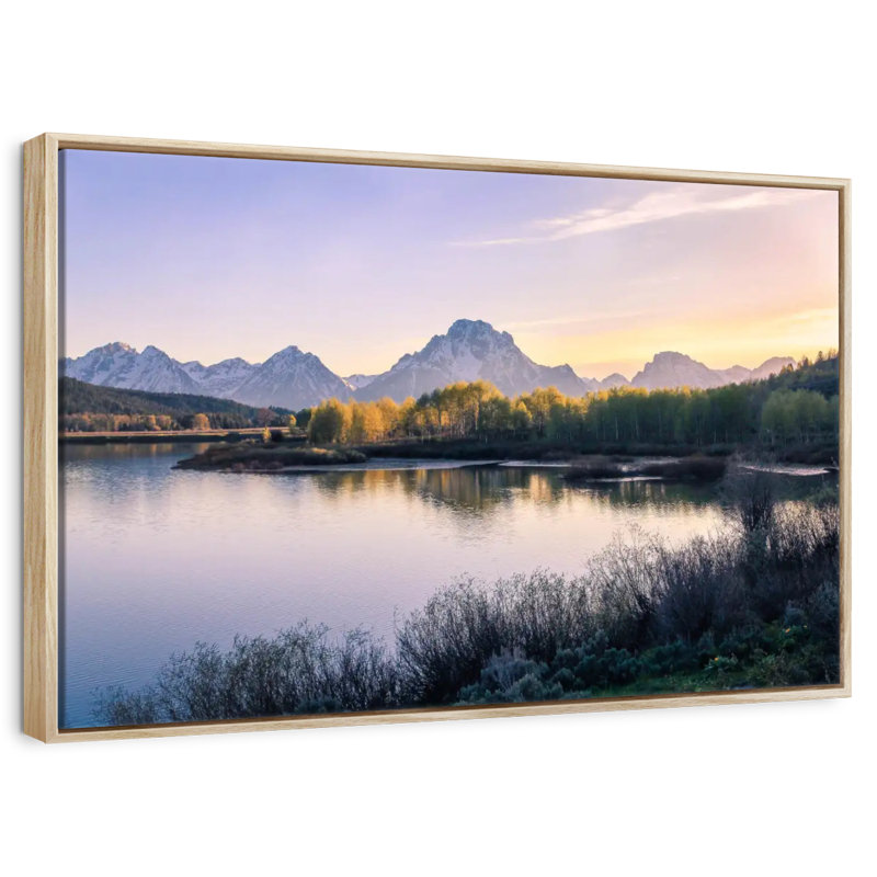 Lever de soleil sur Grand Teton, Cadre flottant en bois naturel, 46 po x 31 po
