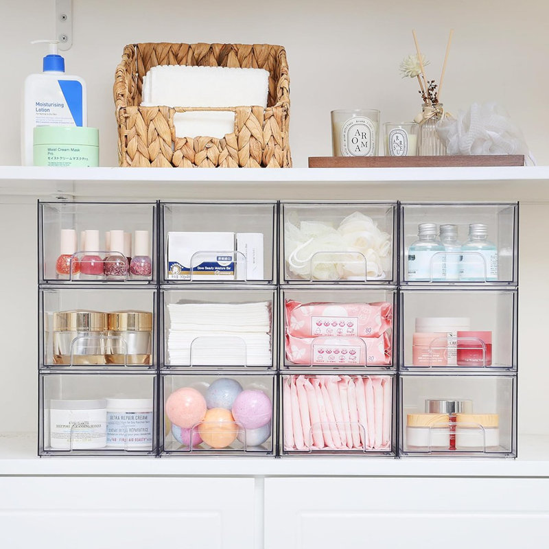 Ensemble de 4 tiroirs de rangement empilables transparents, grand organisateur de maquillage en acrylique de 4,4 po de hauteur, bacs de rangement en plastique pour meuble-lavabo, sous-évier, armoires de cuisine, garde-manger, rangement