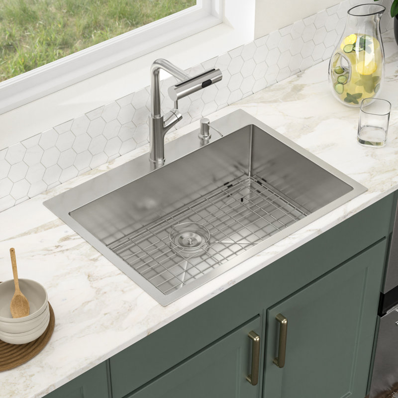 Évier de cuisine à montage sur plan 33 po x 22 po en acier inoxydable avec accessoires et robinet