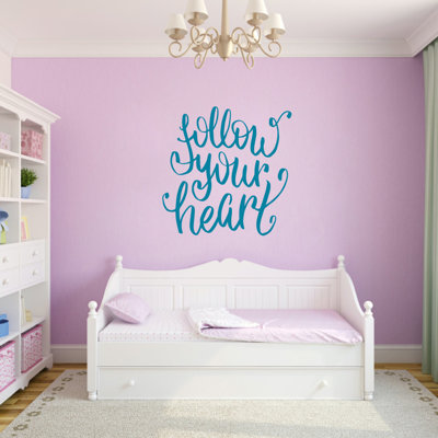 Décalcomanie murale en forme de coeur