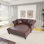 Canapé-lit en cuir synthétique 63 po avec accoudoirs capitonnés et garniture cloutée 63 po Chesterfield