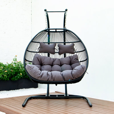 FOLDING DOUBLE SWING CHAIR W/CUSHION, Chair
