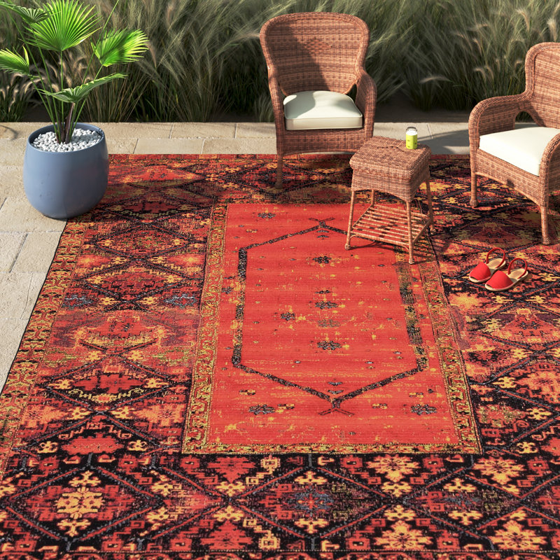 Gurrola Washable Oriental Indoor / Outdoor Rug, Rectangle 10' x 12'