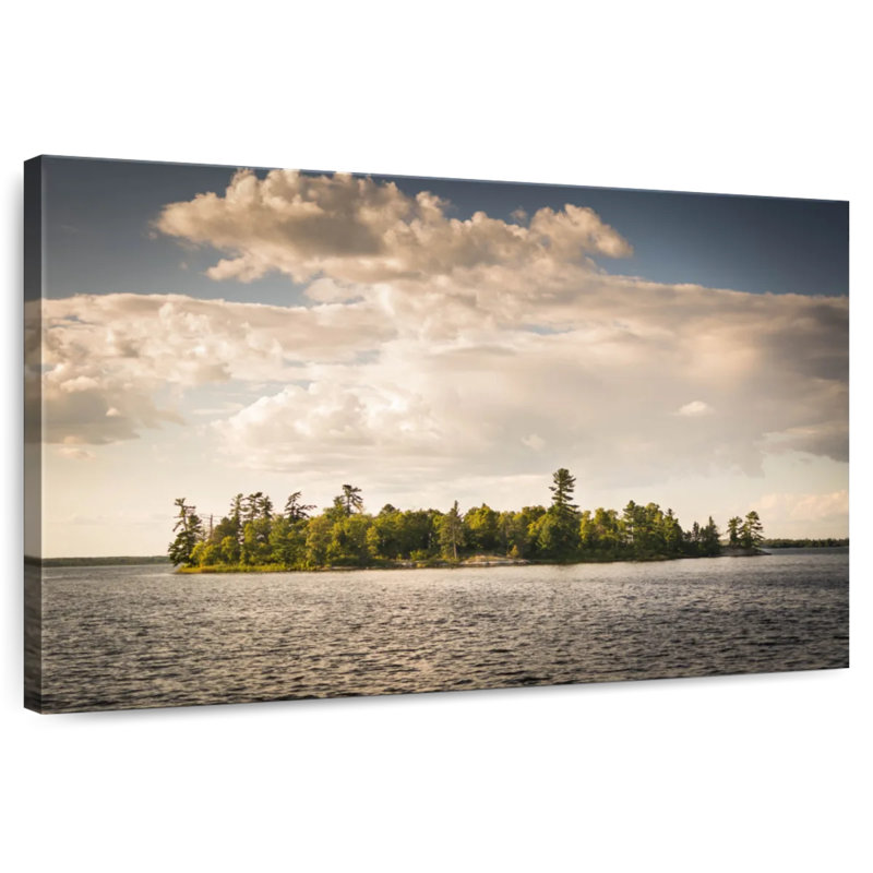 Nicci Kabetogama Lake Island