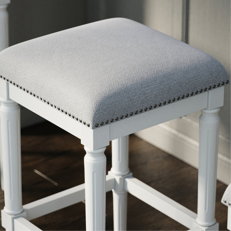 Tabouret de bar carré blanc H 31 po, conception transitionnelle, siège rembourré spacieux de 16 po, pieds, structure en bois massif, tissu, patins de plancher, assemblage rapide et facile pour les décors traditionnels