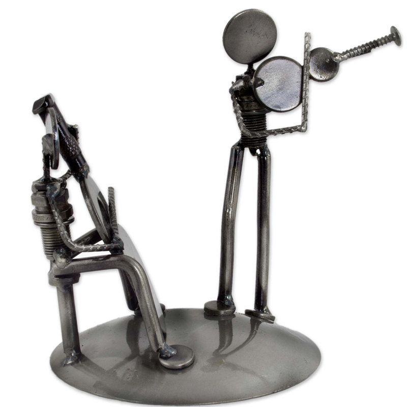 Taybah Entertainment Figurines & Sculptures