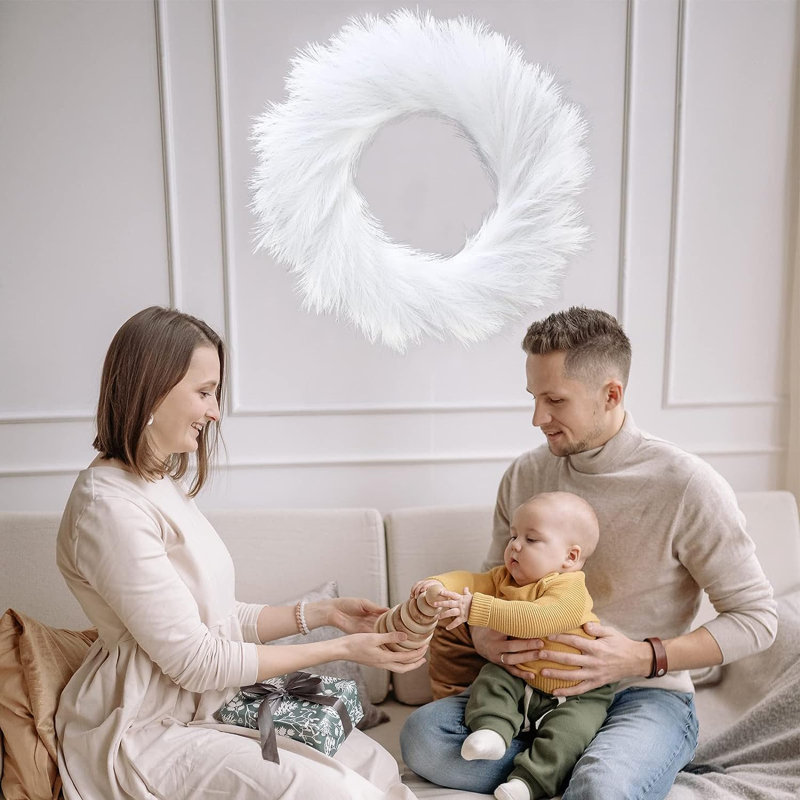 Ishaal 5'' Wreath, White