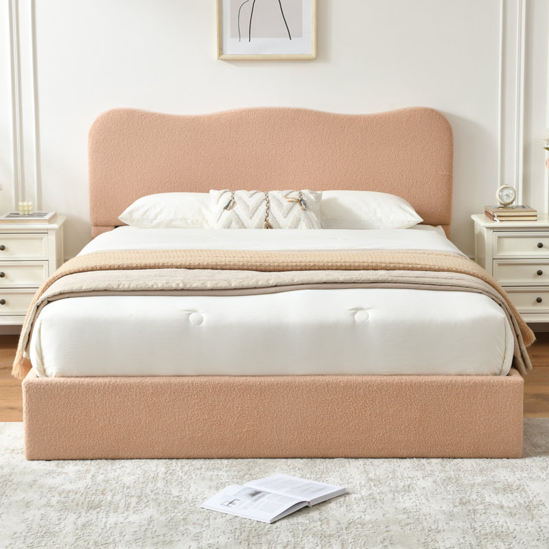 Lit plateforme tapissier Bensu Boucle, Grand, Rosé