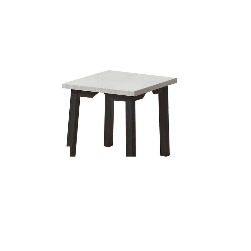 Ensemble de 3 tables basses grises et noires et 2 tables de bout