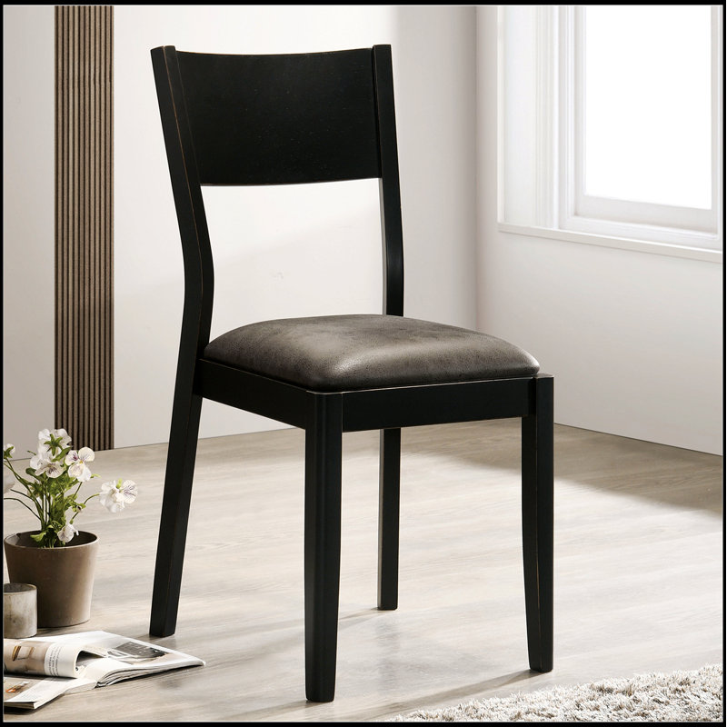 Ensemble de 2 chaises d'appoint Mid-Century modernes noires et grises, structure en bois massif avec sièges en similicuir pour une salle à manger élégante