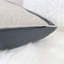 Coussin décoratif en velours Holiday Renne 20 x 20 - gris et blanc avec insert-122013966