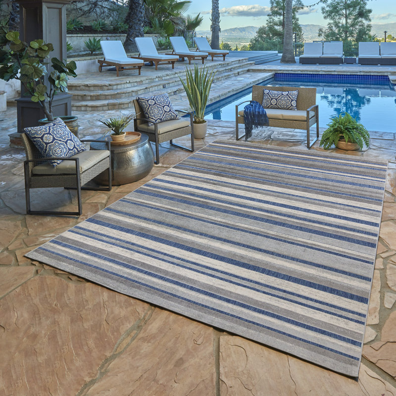 Fosel Muxia Gray/Navy Modern Micro Striped Hi-Low Flatweave Indoor/Outdoor Area Rug, Rectangle 7'10" x 10'