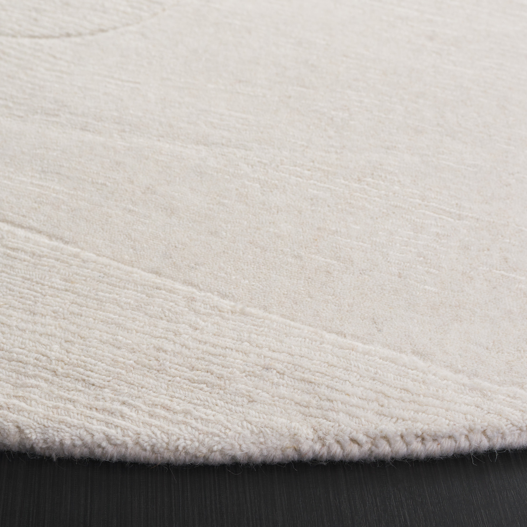 Kyrie Hand Loomed Ivory Rug, Round 6'