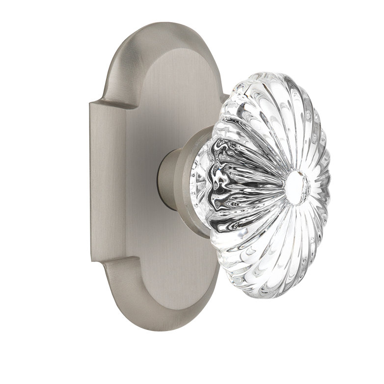 Plaque Cottage avec poignée de porte ovale en cristal cannelé, Nickel satiné, 2.75"