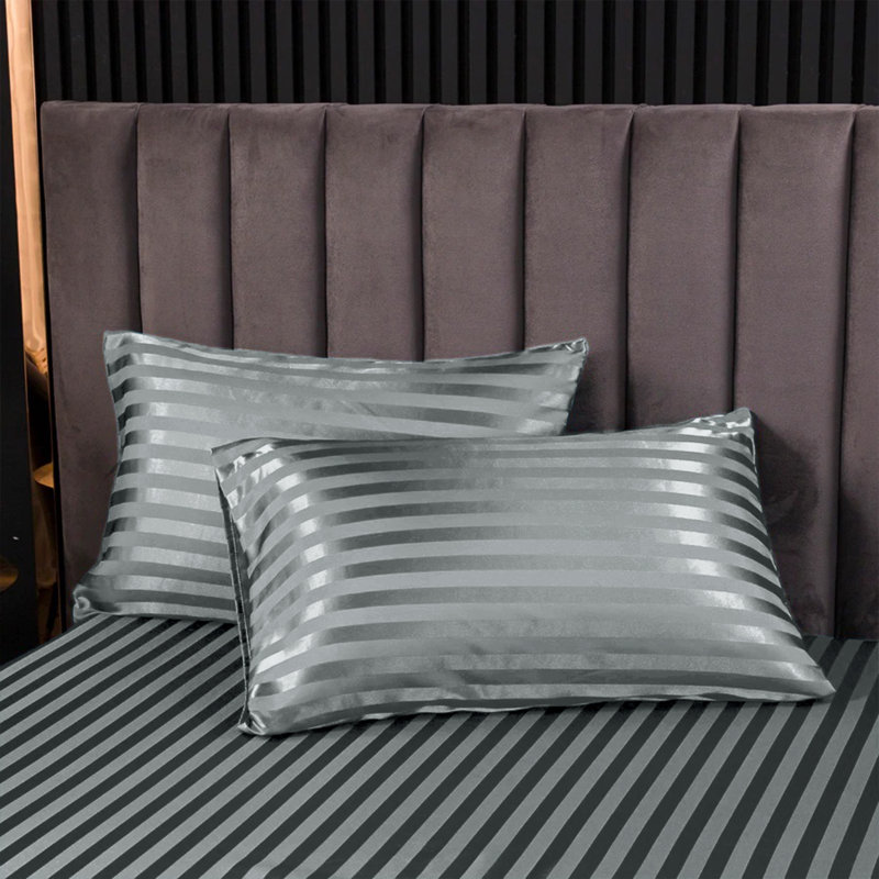 Kanheya Microfiber 250 TC Reversible Stripe Duvet Cover Set with Pillowcases, Super King - 2 Standard Pillowcases, Charcoal