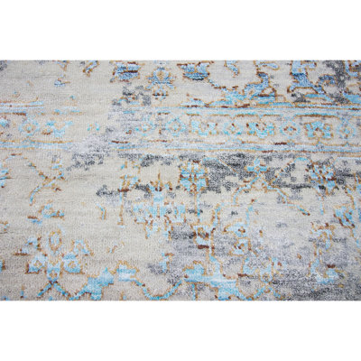 Oriental Area Rug in Silver