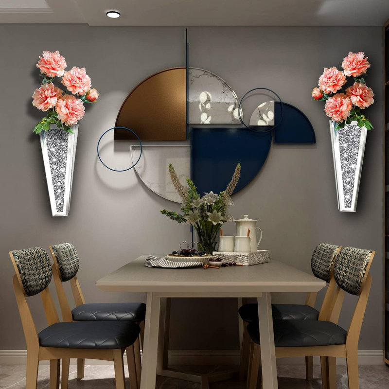Vase Crushed Diamond Mirror