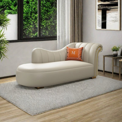 Chaise longue en bois massif de style simple