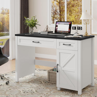 Farmhouse 47" Executive Desk by Gracie Oaks