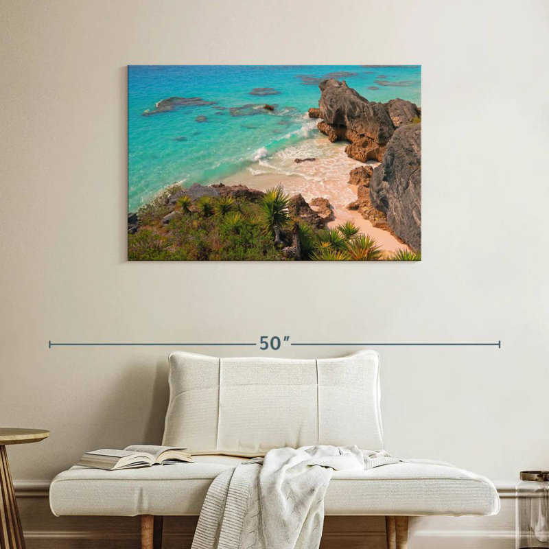 Bermuda Cove Avajane, 26" H x 39" W