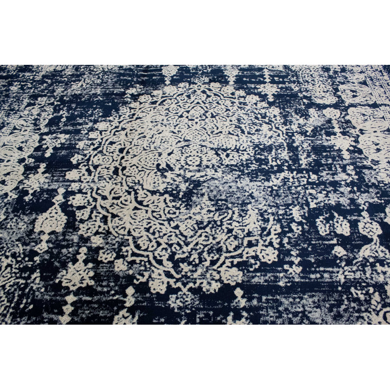 Matias Oriental Indoor Rug, Runner 2'7" x 8'