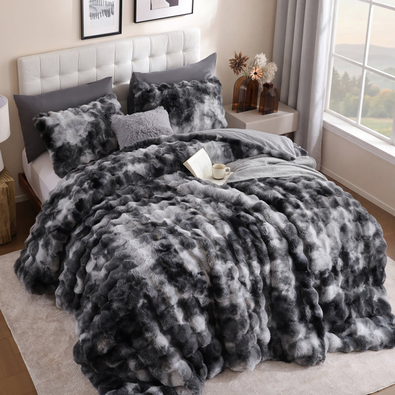 Fluffy Comforter Set Ultra Soft & Warm Faux Fur Comforter With Pillowcases For Winter, Gray