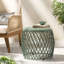 Table d'appoint en treillis en fer légère et durable, parfaite pour un décor intérieur élégant et fonctionnel.
