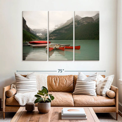 Senne Canoes By Lake Louise