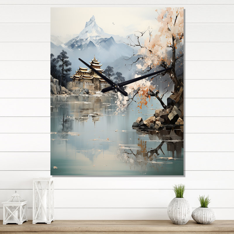 Asian Art Imperial Landscape II - Horloge murale asiatique, H 32 po x l 24 po x P 1 po