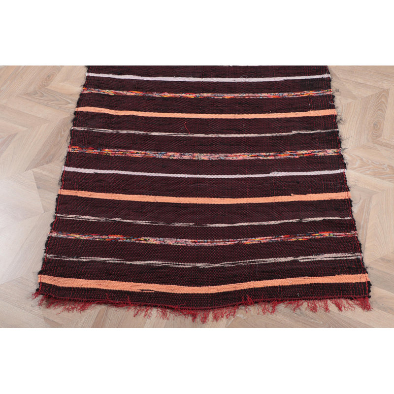 Tapis de couloir kilim classique noir avec rayures