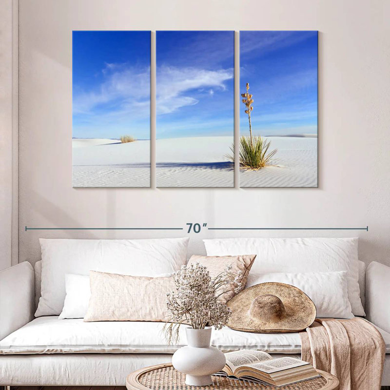 Alvord Lone Yucca, 32" H x 50" W